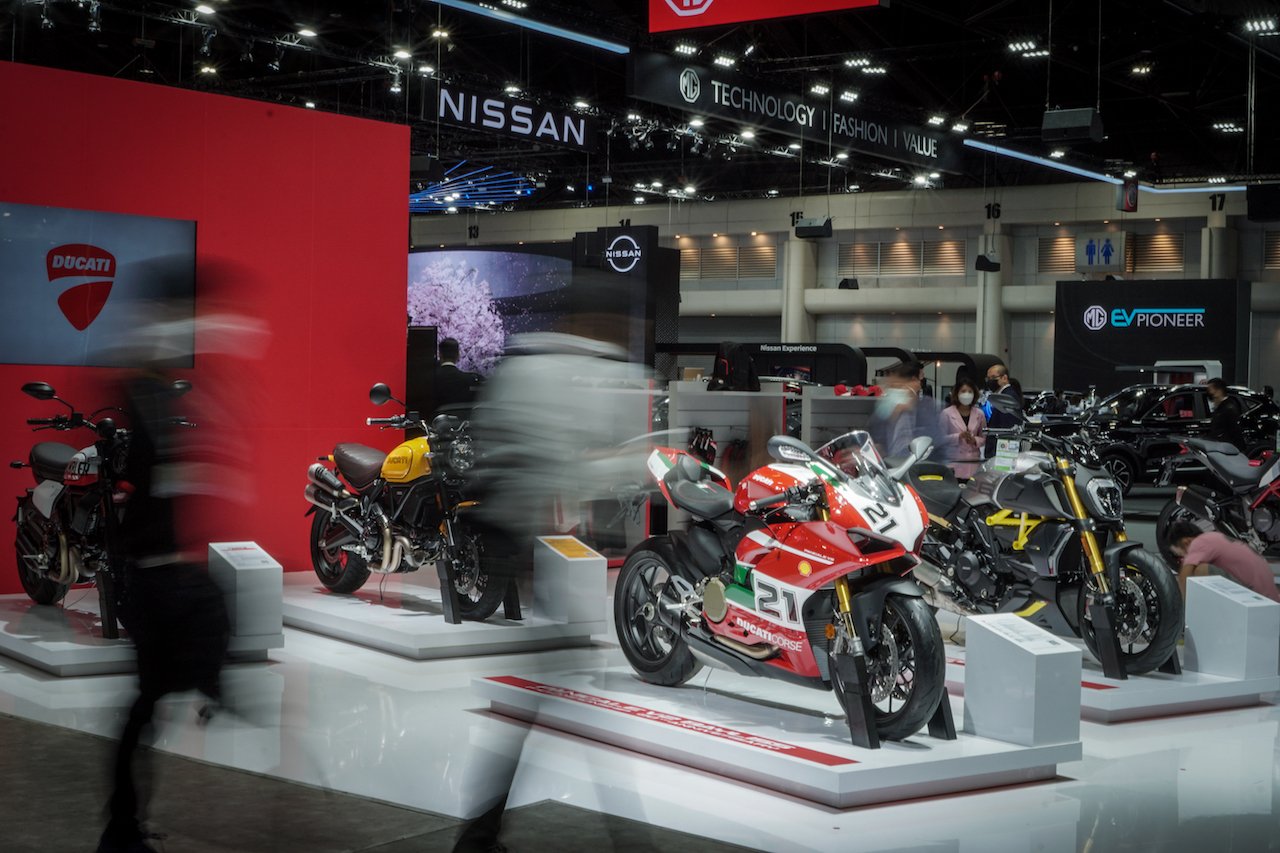 สารจากผู้บริหาร Ducati Thailand ปีนี้ “ เราเอาจริง !!! ” สารจากผู้บริหาร Ducati Thailand ปีนี้ “ เราเอาจริง !!! ”