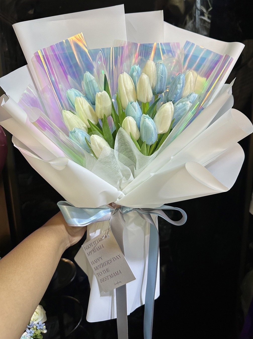 20 Blue and White Tulips