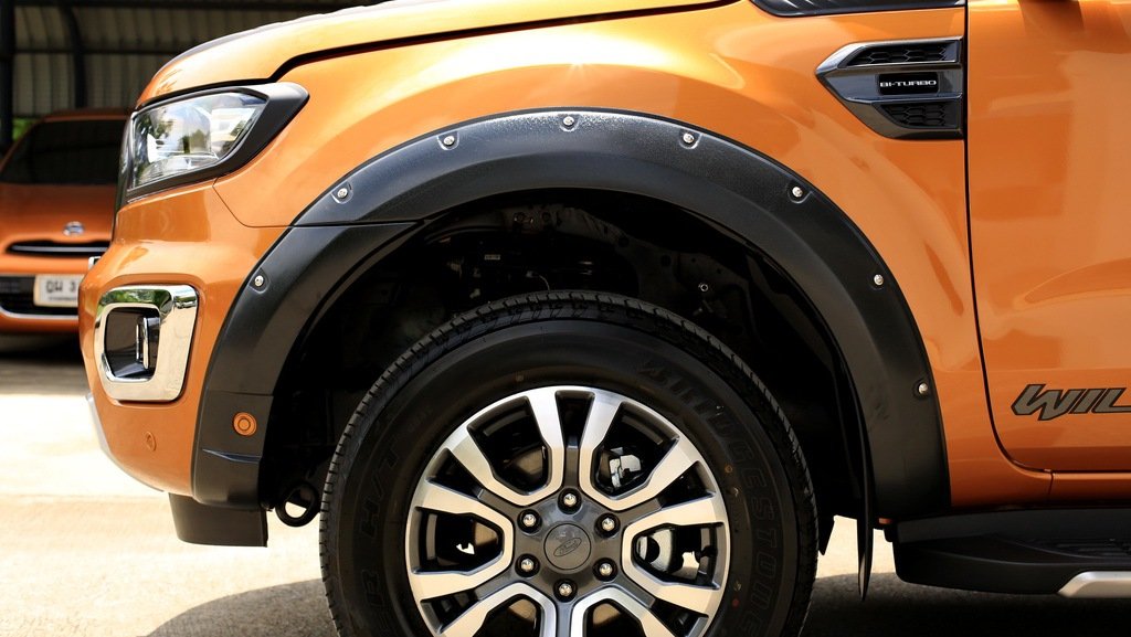 27.Front Fender Flares (V.12) with Nuts ทรง Raptor