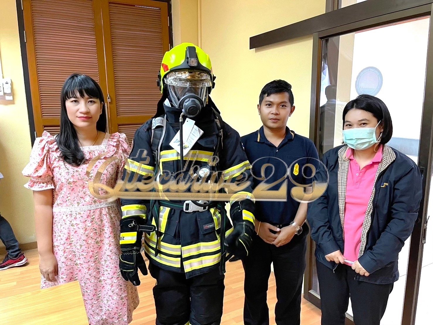 ผลงานการส่งมอบชุดดับเพลิงพร้อม ชุดเครื่องช่วยหายใจแบบสะพายหลัง (SCBA) มาตรฐาน EN ผลงานการส่งมอบชุดดับเพลิงพร้อม ชุดเครื่องช่วยหายใจแบบสะพายหลัง (SCBA) มาตรฐาน EN