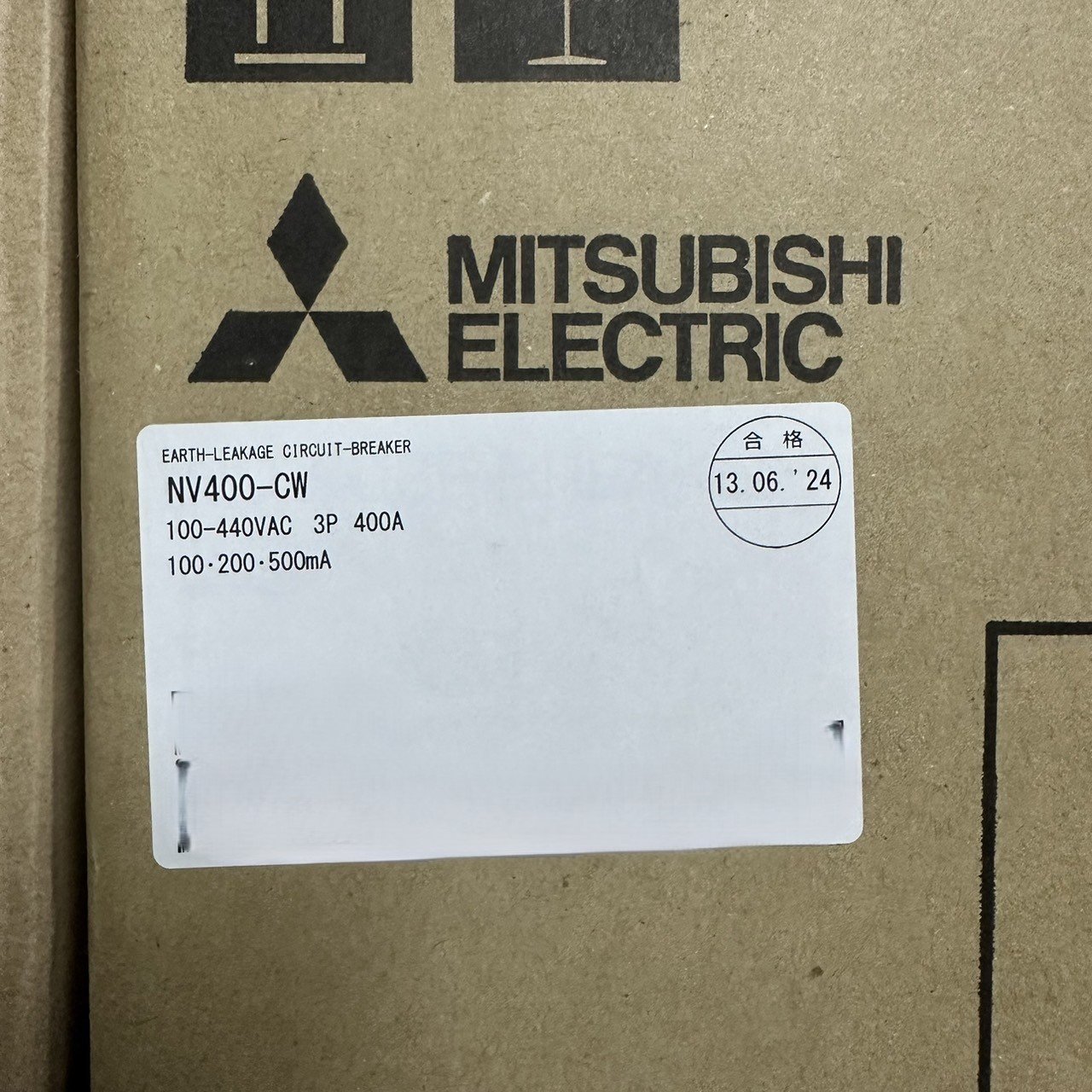 NV400-CW 3P 400A 100,200,500mA
