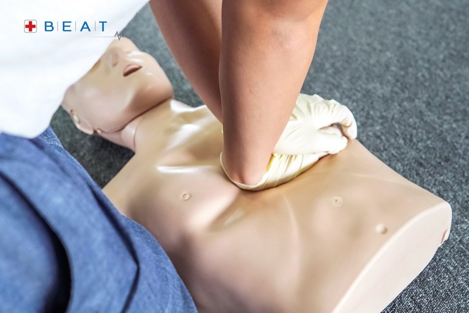 ปฐมพยาบาล cpr aed