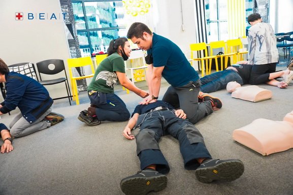 อบรม CPR ปฐมพยาบาล ปั๊มหัวใจ  AED 