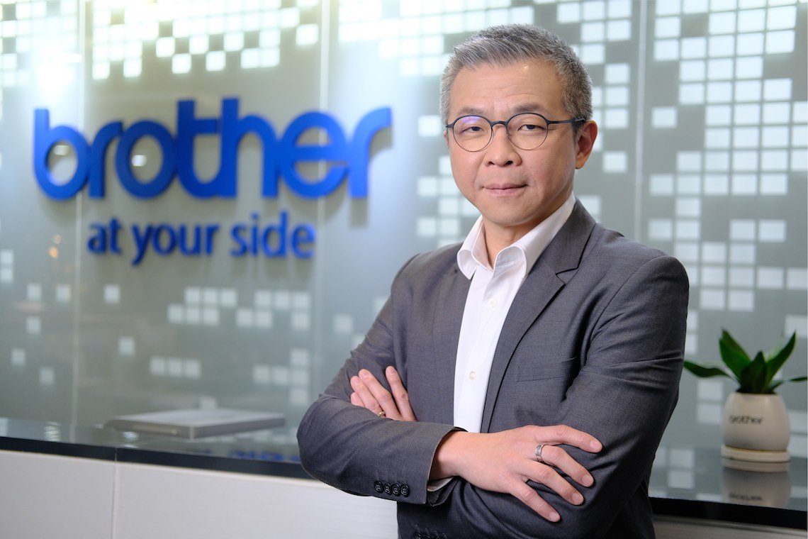 กิตติพงศ์_กนกวิไลรัตน์ playing-trend-brother-new-manager-sale-marketing-thailand 