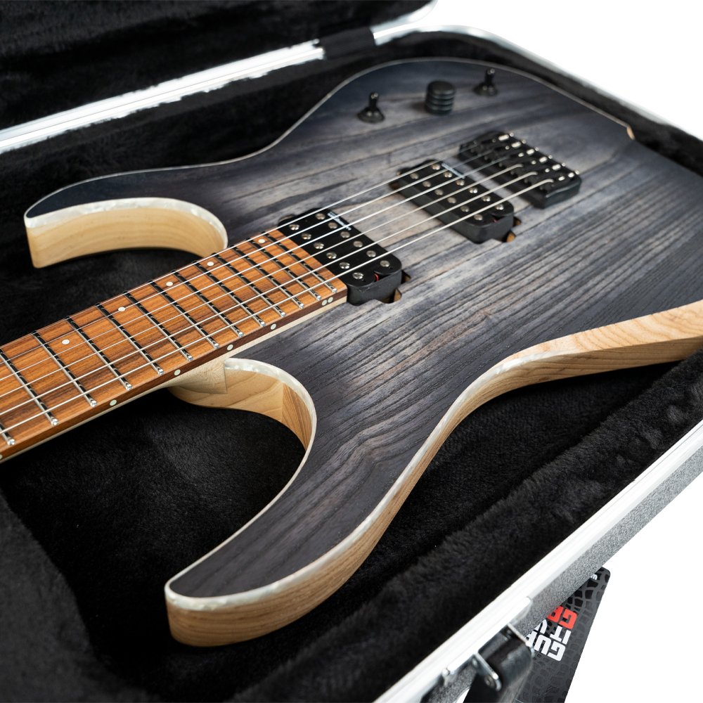 Skervesen Velociraptor Trans Gray Burst stringsshop