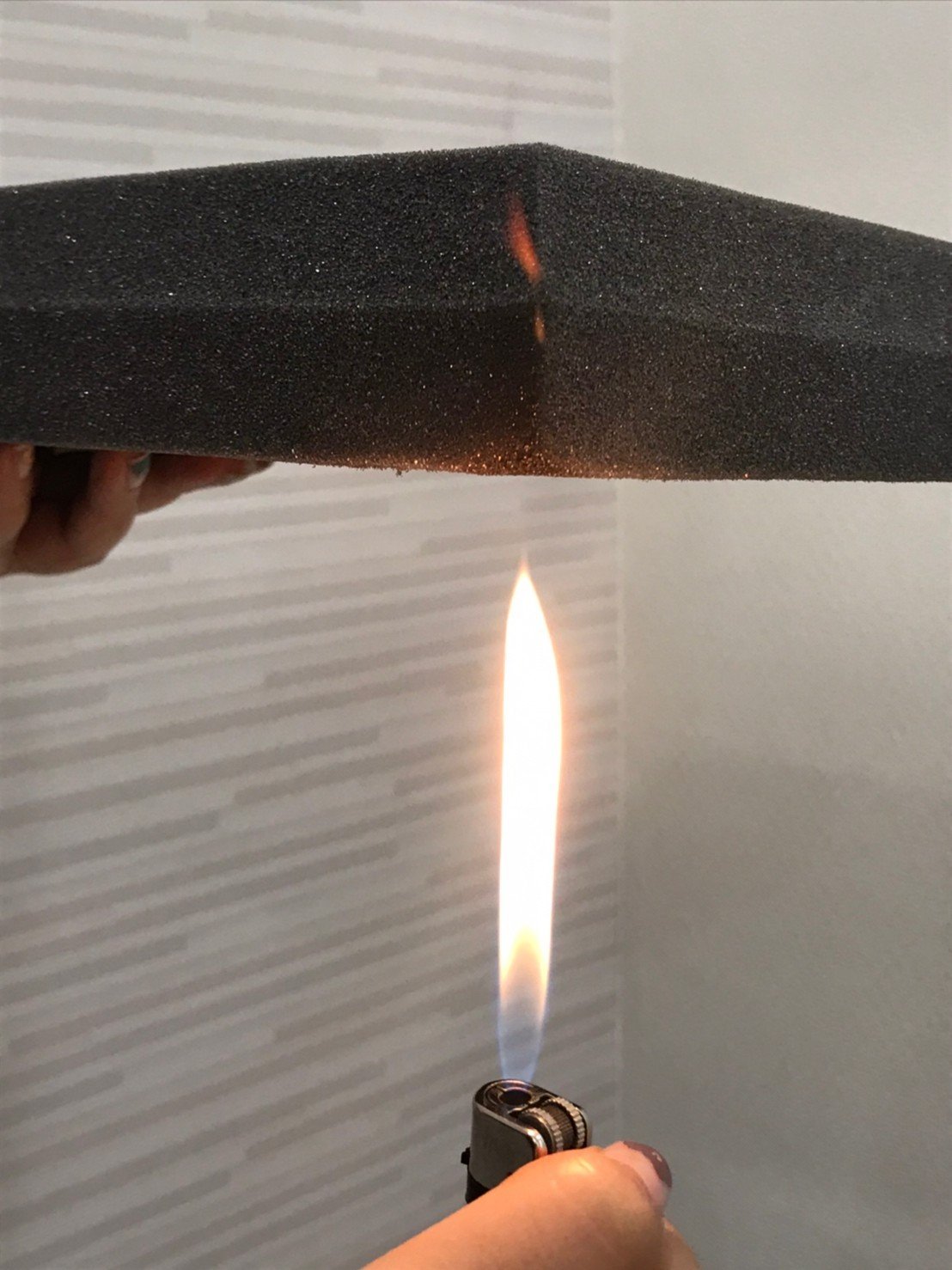 ฟองน้ำไม่ลามไฟ (Flame Retardant Foam)