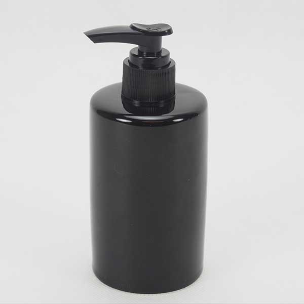 soap dispenser Black 6x9.5 cm. 260ml.