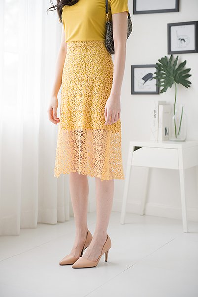 B11405 Mustard Lace Skirt