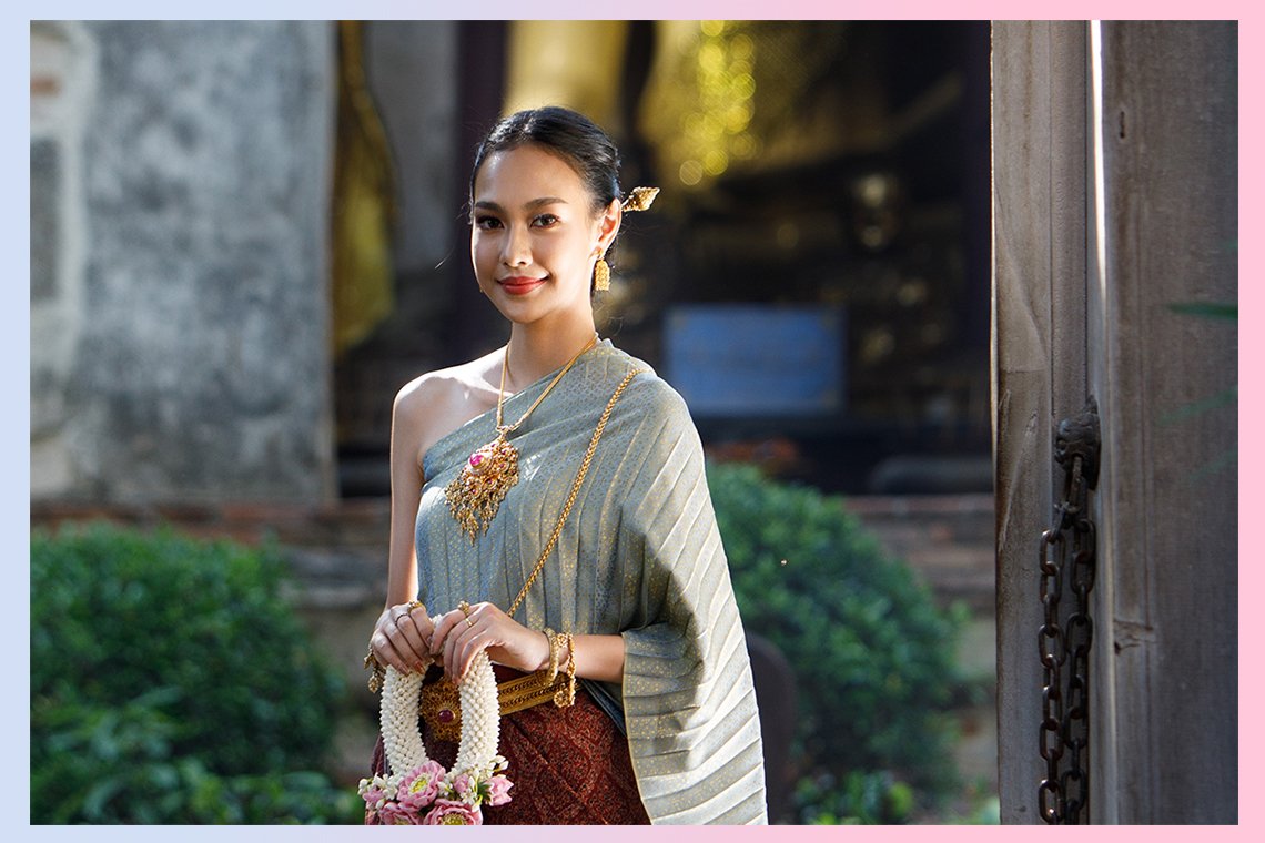 ชุดผ้าไหม งานแต่งที่ดิโอลด์สยาม ชุดไทย งานแต่ง ดิโอลด์สยาม