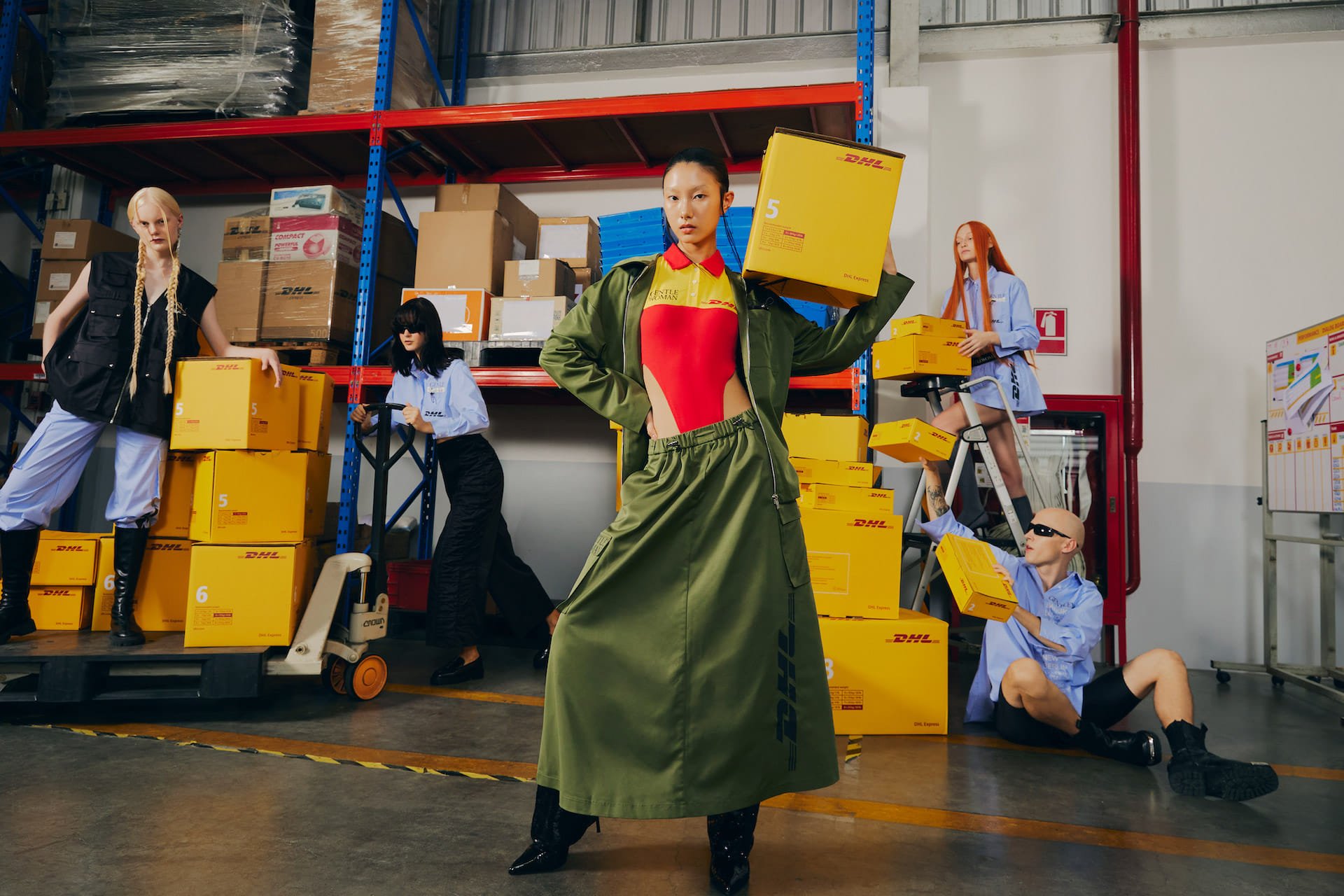 "GENTLEWOMAN" จับมือ "ดีเอชแอล เอ๊กซ์เพรส" เปิดตัวคอลเลกชั่นใหม่ 