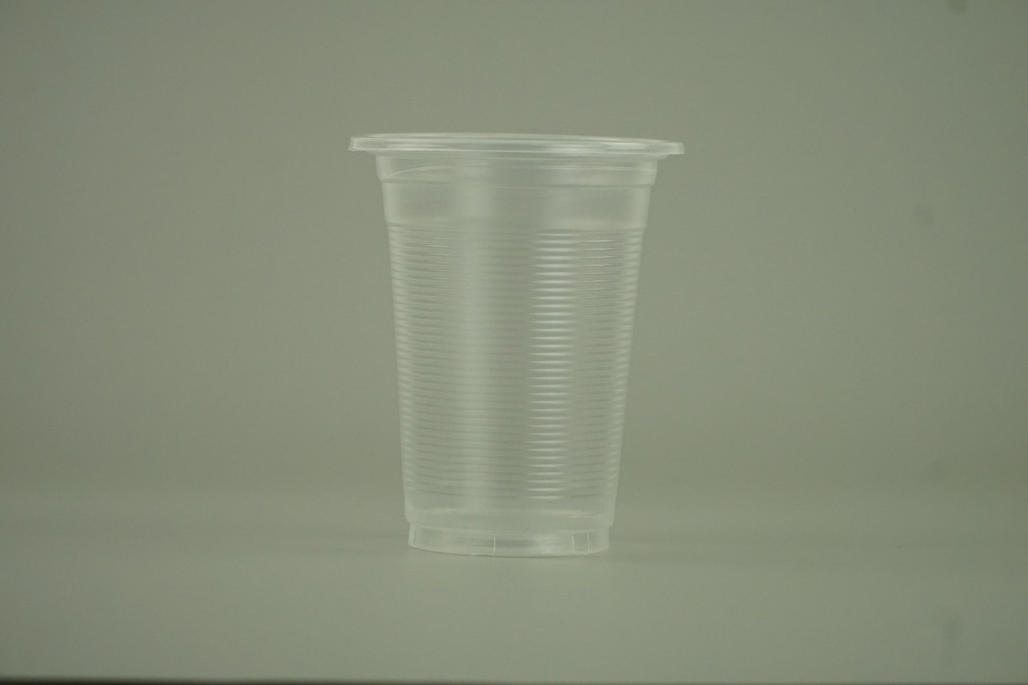 แก้วน้ำ 11 ออนซ์ แก้วพลาสติก PP ลอนใส รุ่นประหยัด ขนาด 8.5x10.5x5 cm.