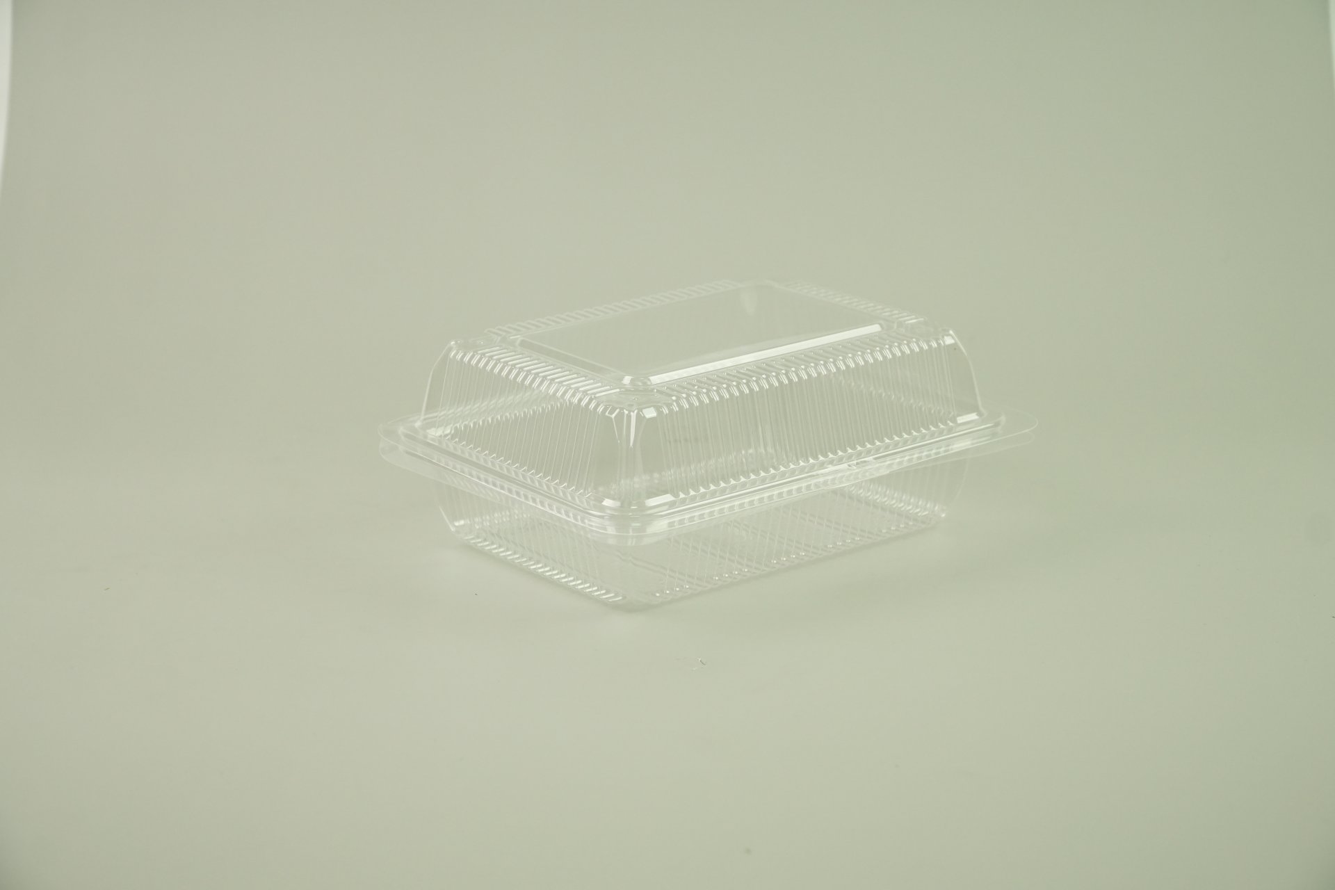 กล่องอาหารใส  OPS SN-104 ขนาด 11x15x6.5 cm