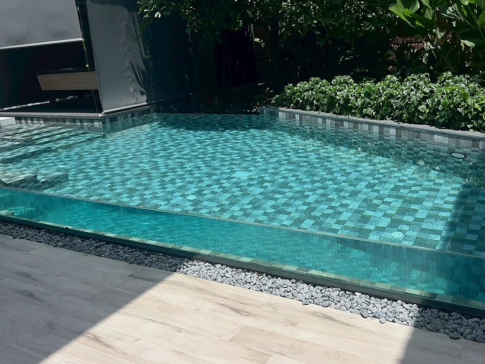 Swimming pool with spa, Casa Ratchaphruek project