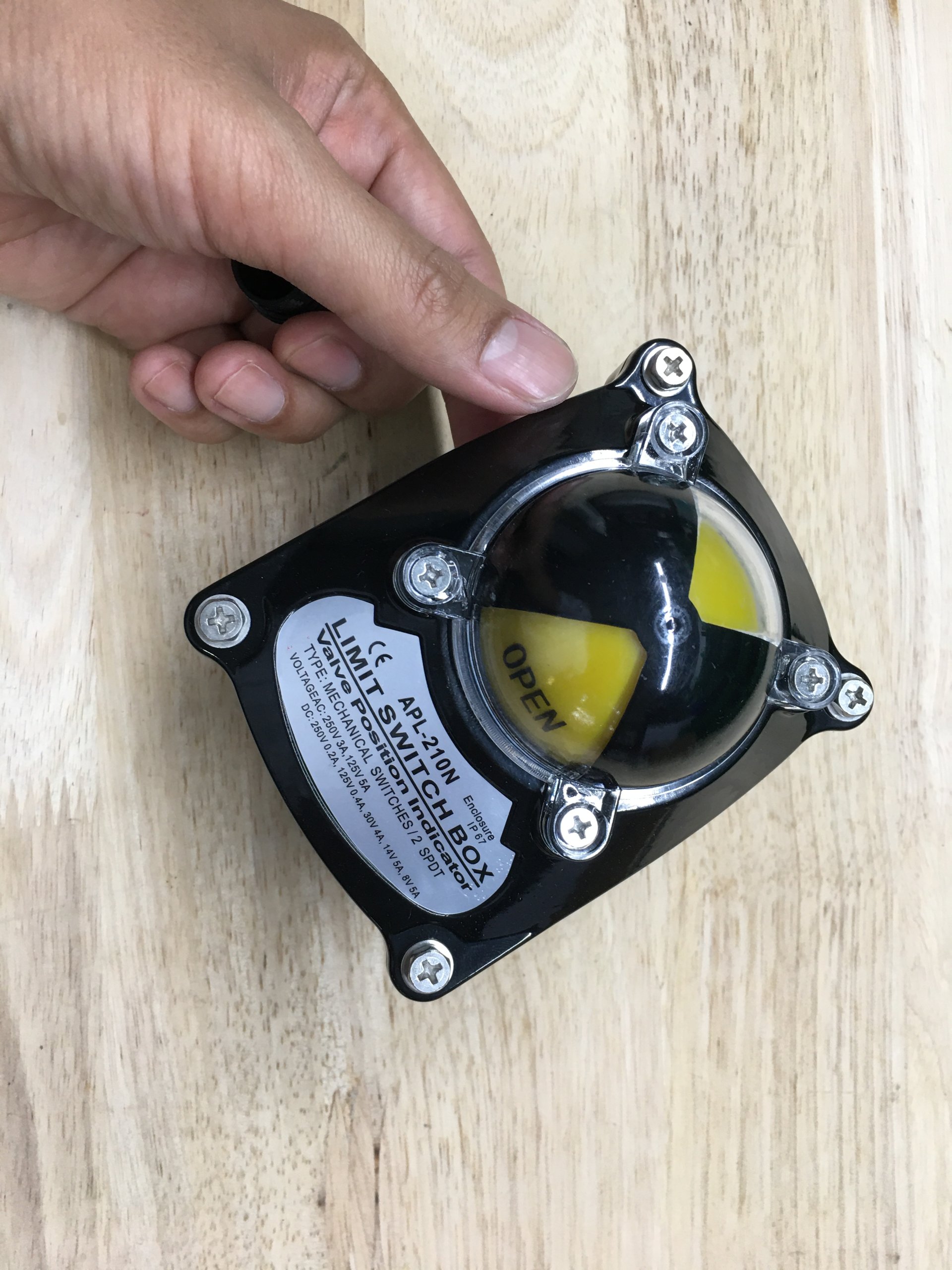 APL210N Valve Position Indicator,