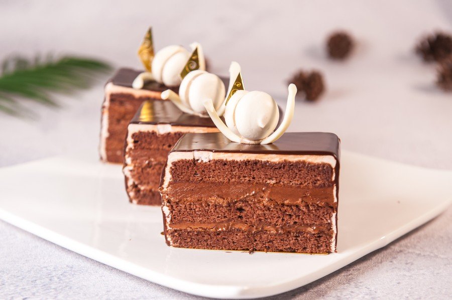 Chocolate Fudge - Slice Cake
