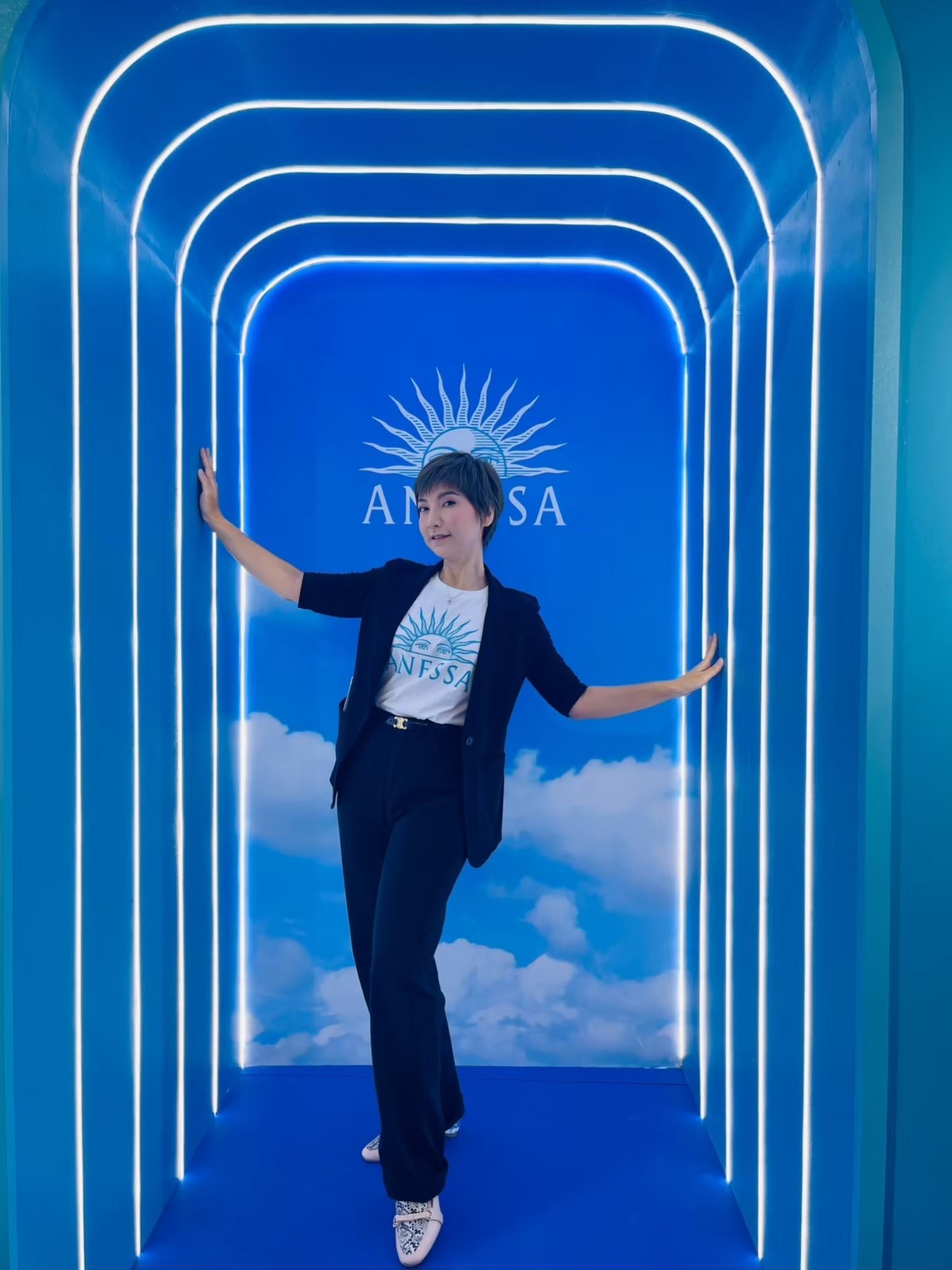 เสื้อบริษัท