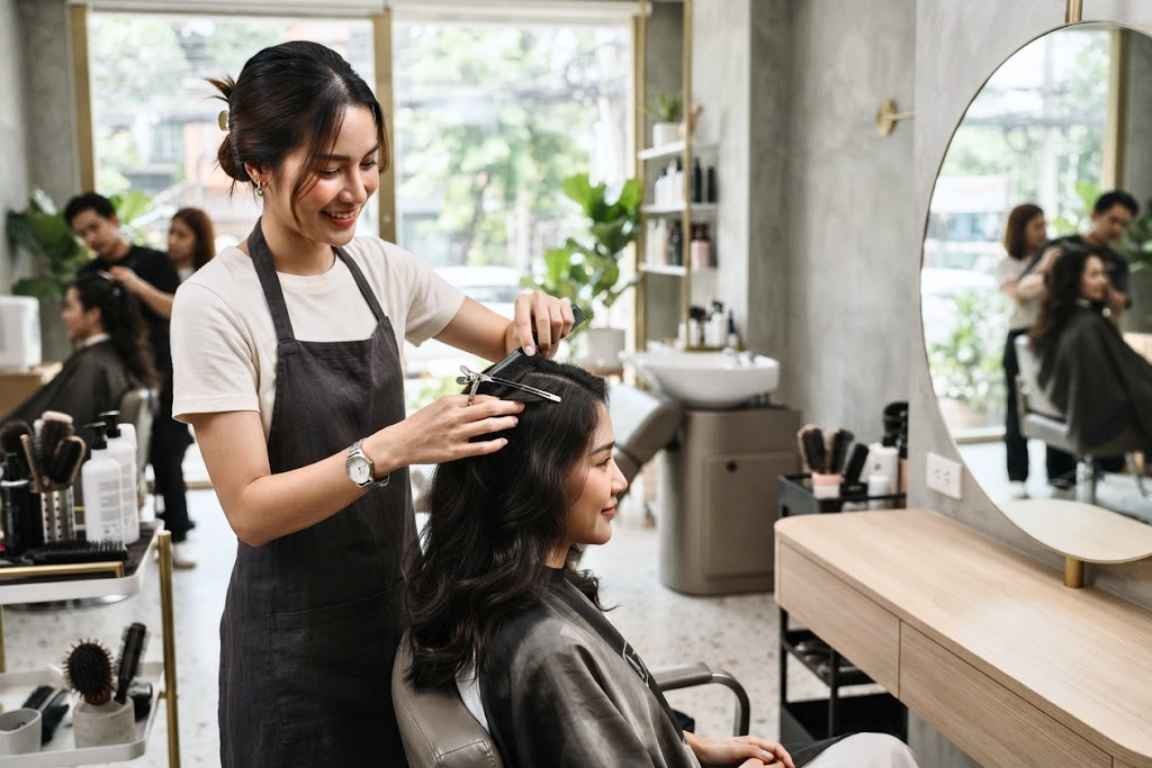 เจ้าของร้านเสริมสวย ร้านเล็บ และสปาใช้ทรัพย์ขายฝากเพื่อเพิ่มเงินทุนธุรกิจกับ Tichara Property