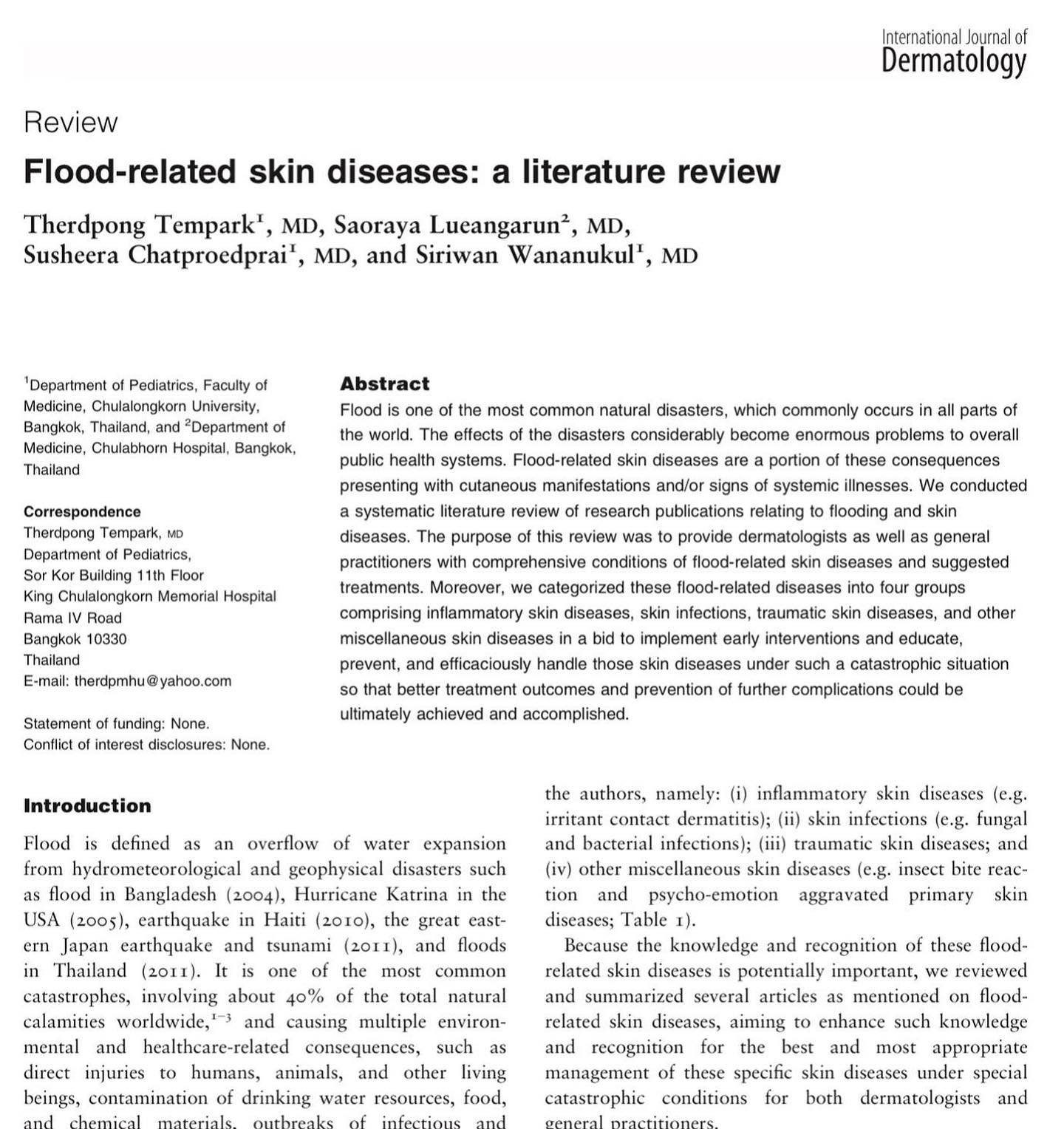 ระวังโรคผิวหนังที่มากับหน้าฝน!!! ระวังโรคผิวหนังที่มากับหน้าฝน!!!