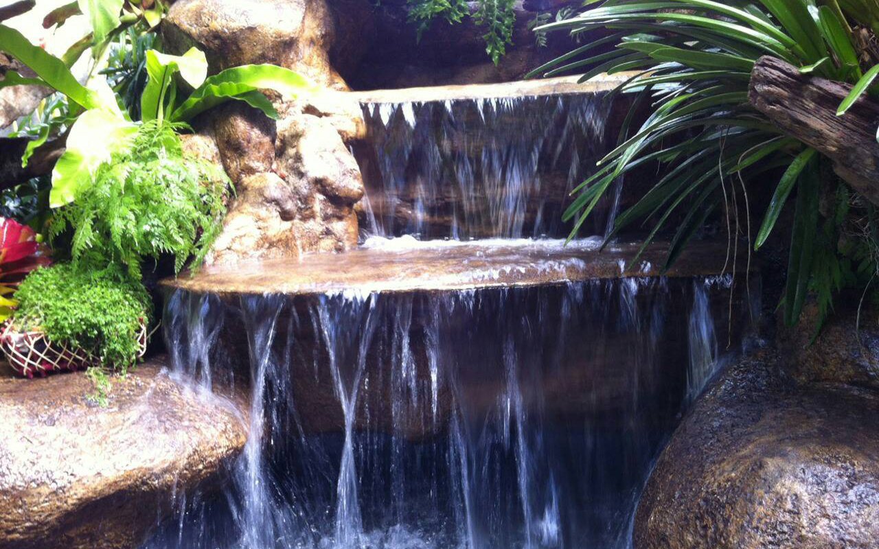 รับออกแบบ จัดสวน น้ำตก หินเทียม