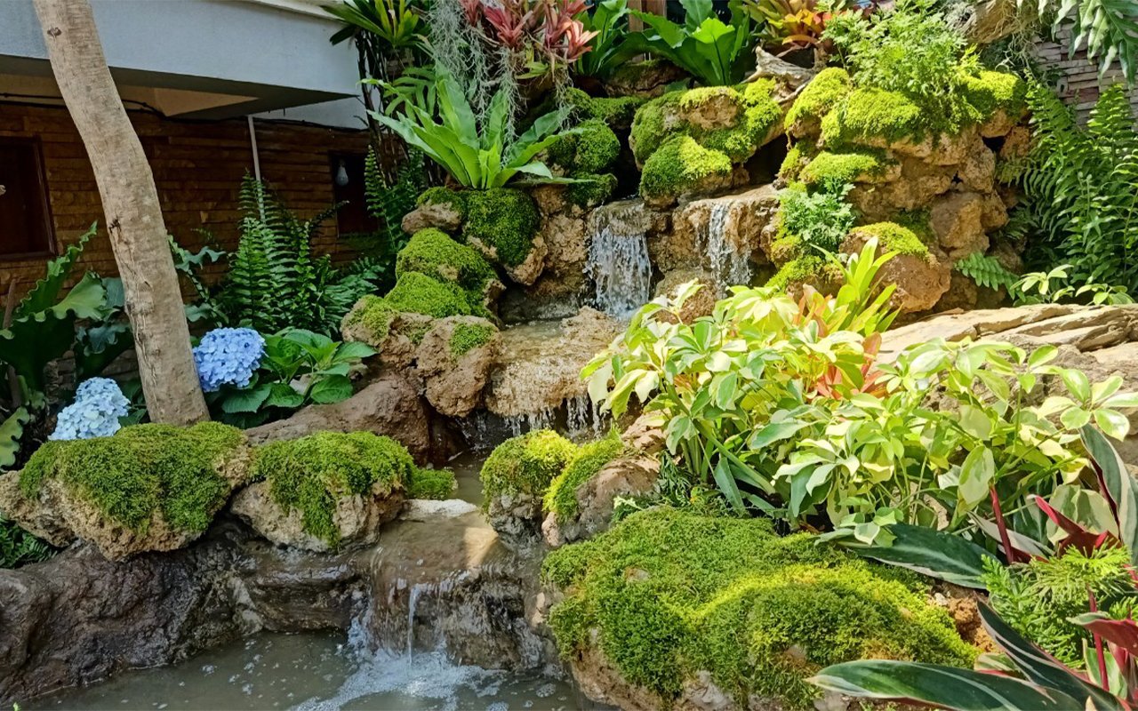รับออกแบบ จัดสวน น้ำตก หินฟองน้ำ landscape design