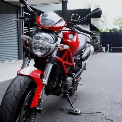 เครื่องชาร์จแบตเตอรี่รถ Bigbike