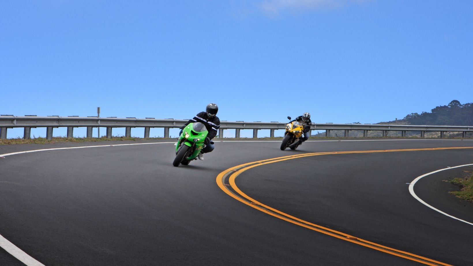 เข้าทางโค้ง เข้าทางโค้ง