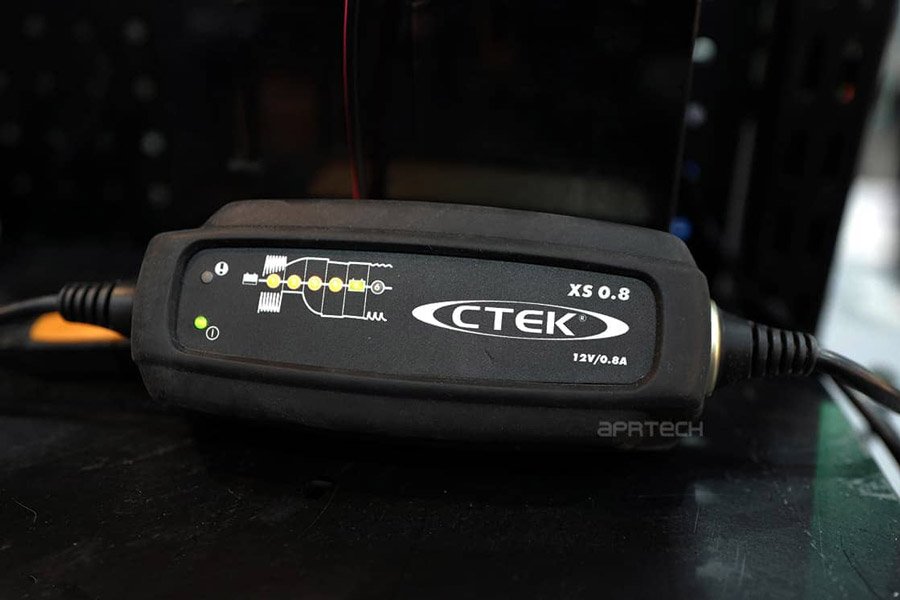 เครื่องชาร์จแบตเตอรี่รถมอเตอร์ไซค์ เครื่องชาร์จแบตเตอรี่รถมอเตอร์ไซค์