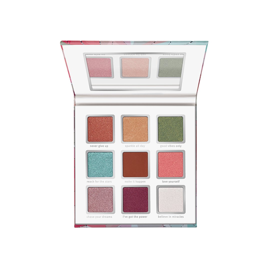 essence crystal power eyeshadow palette - essencethailand