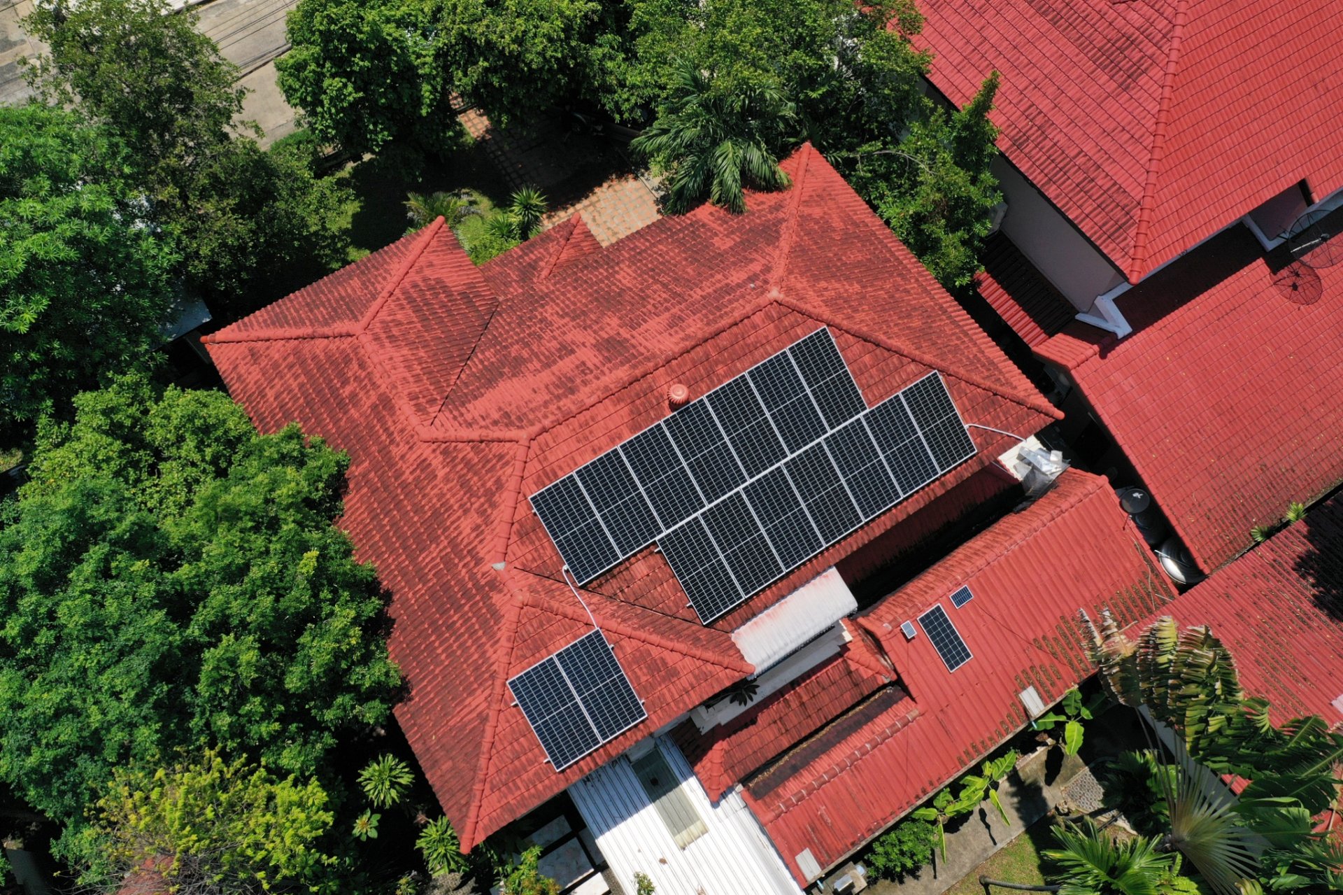 Krung Thep 6.48 kWp.