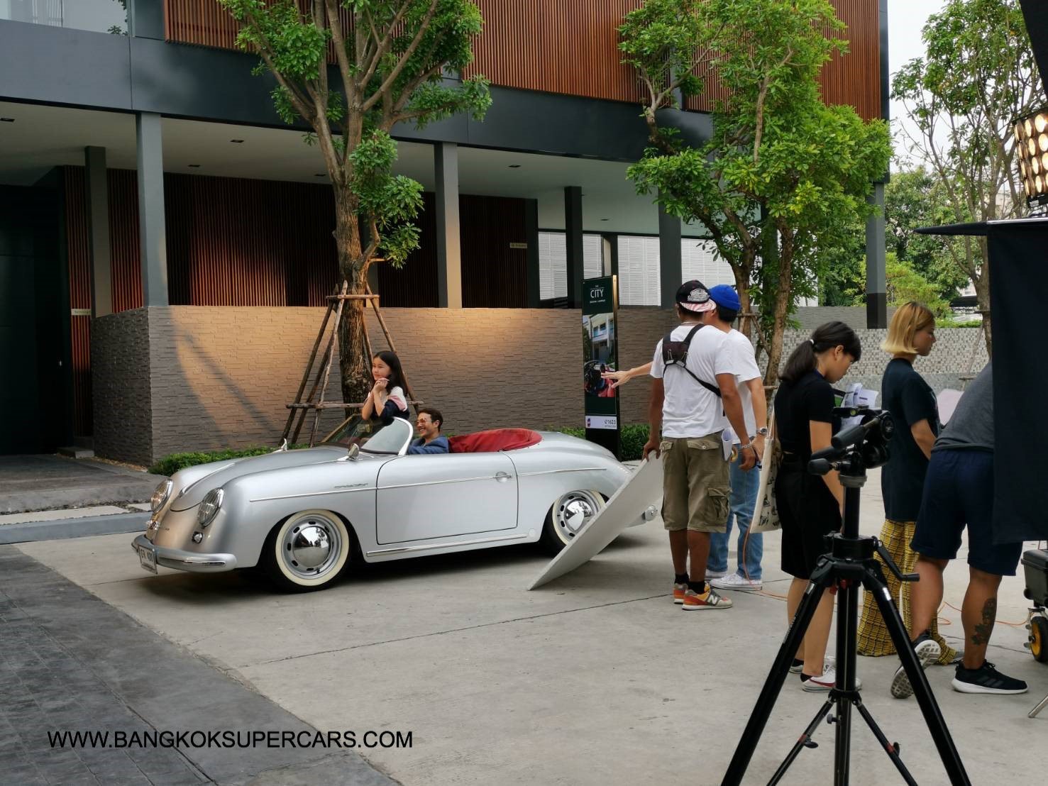 เช่ารถคลาสสิค เช่ารถถ่ายละคร เช่ารถถ่ายโฆษณา เช่ารถคลาสสิค .ให้เช่ารถClassic ให้เช่ารถ่ายโฆษณา เช่ารถถ่ายละคร