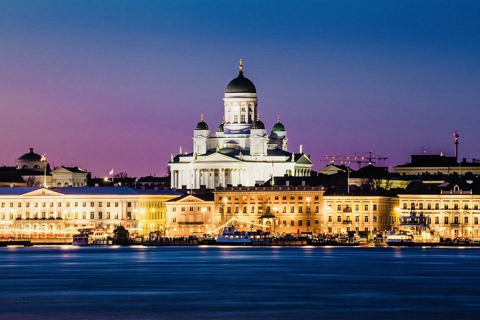 Helsinki cathedral-Finland ประเทศที่ความโดนเด่นทางธรรมชาติ