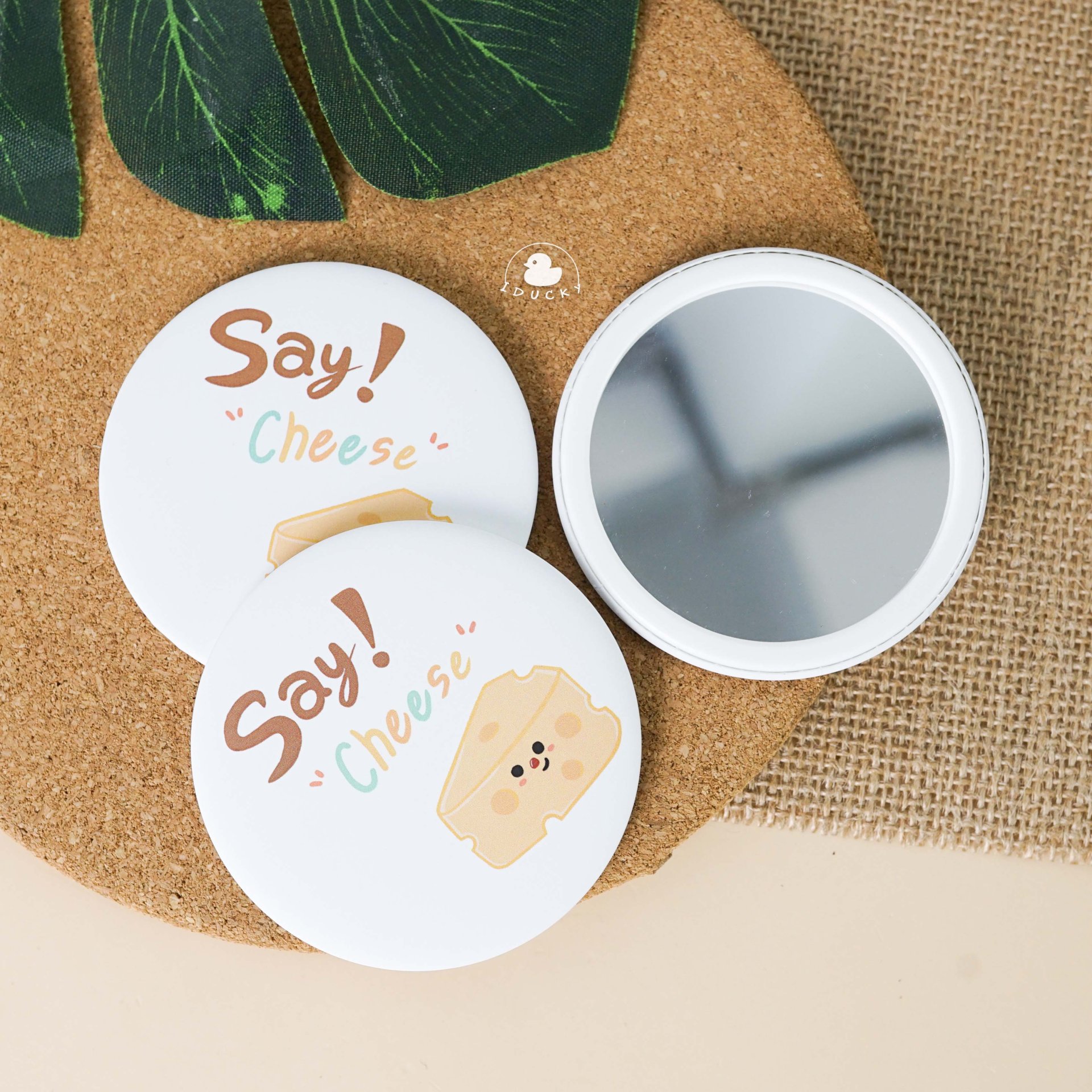 รับทำกระจกพกพา รับทำกระจกพกพา