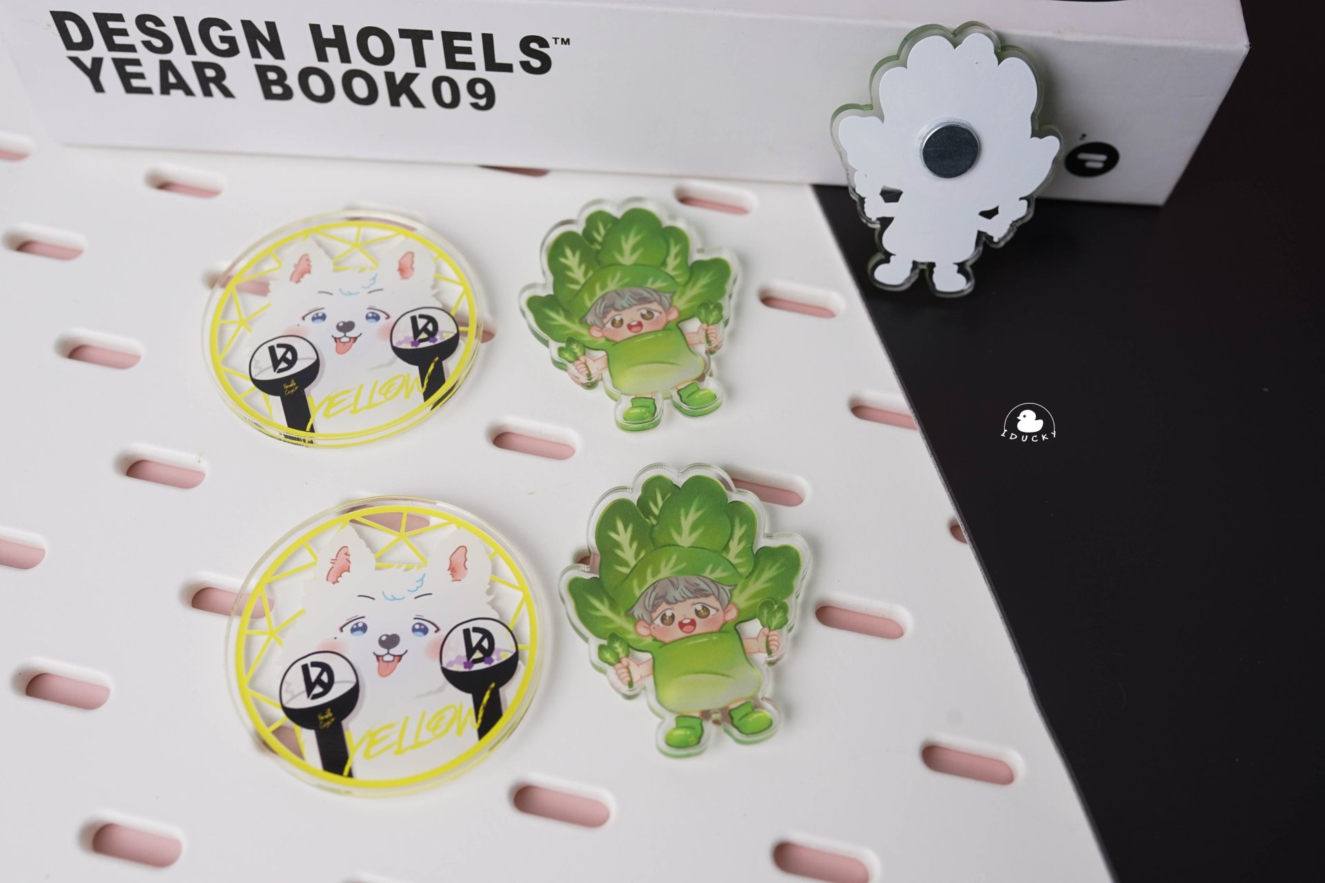 รับทำแม่เหล็กติดตู้เย็นอะคริลิค รับทำแม่เหล็กอะคริลิค