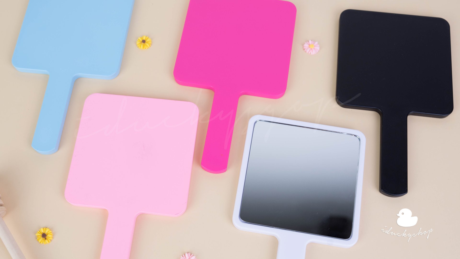 รับผลิตกระจกพกพา รับผลิตกระจกพกพา