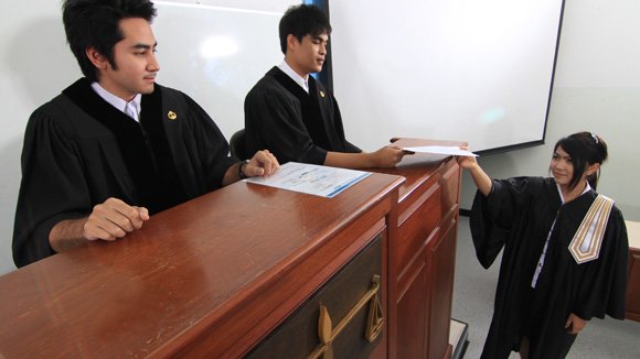 การพูดของ..ทนายความ