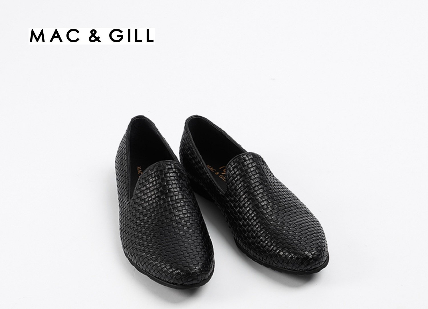 รองเท้าผู้ชายหนังแท้แบบสวมสีดำโลฟเฟอร์ Minimalist Woven Leather Mac&Gill