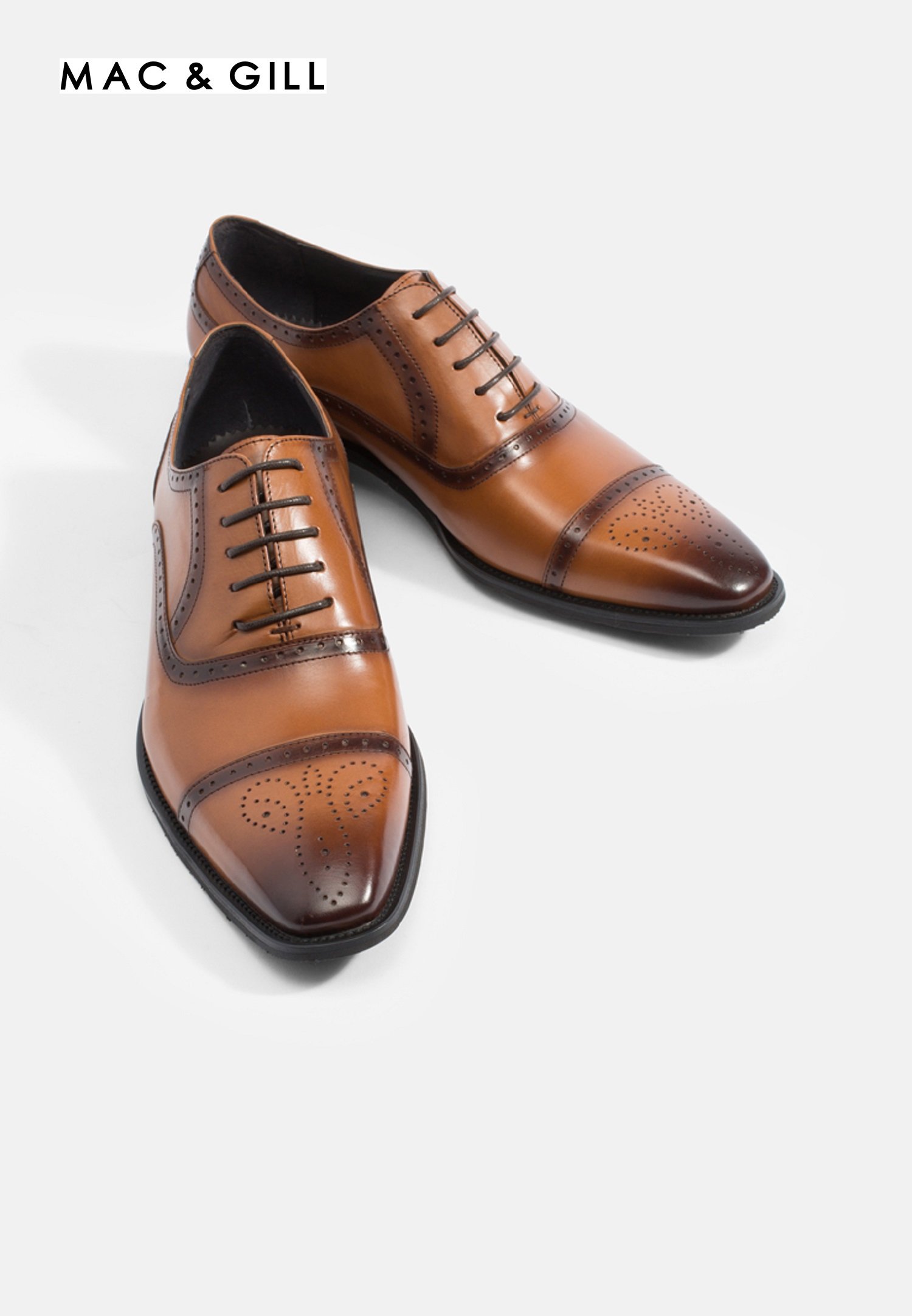 รองเท้าผู้ชายหนังแท้แบบผูกเชือกถูกระเบียบทางการสีนำตาล MAC&GILL TWO TONE DERBY Business Shoes