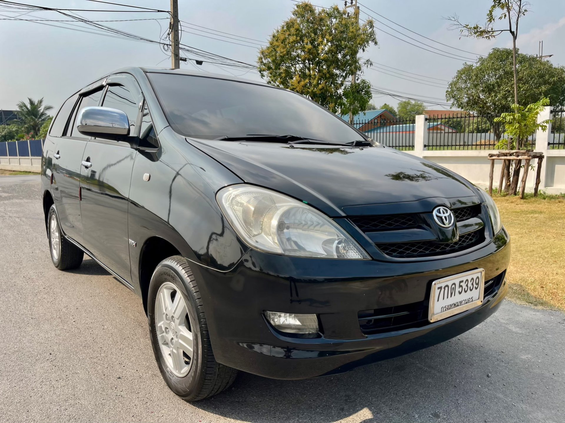 2008 TOYOTA INNOVA สีดำ