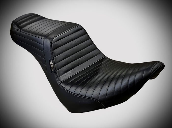 LE PERA Harley Tailwhip Seat-Pleated-Black-FXLR/FLSB-SOFTAIL LOW S/ ST