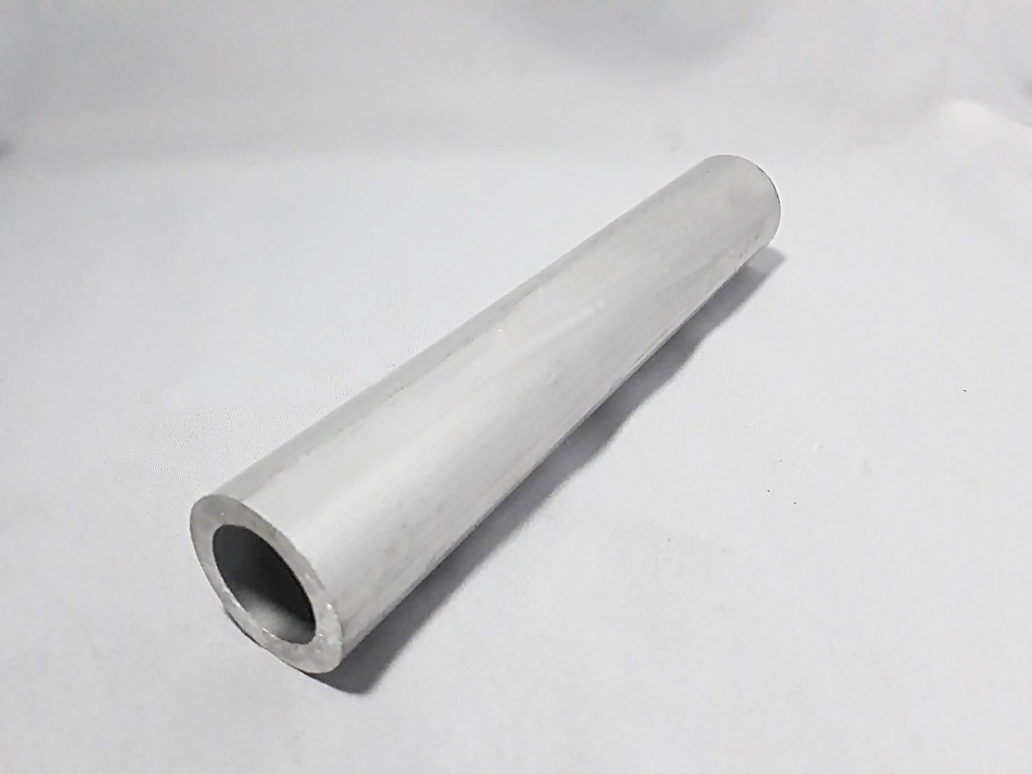 ท่ออลูมิเนียมขนาด 1"หนา 3 มิล  เกรด 6063 Aluminum pipeแบ่งขายความยาว 10 เซนติเมตร