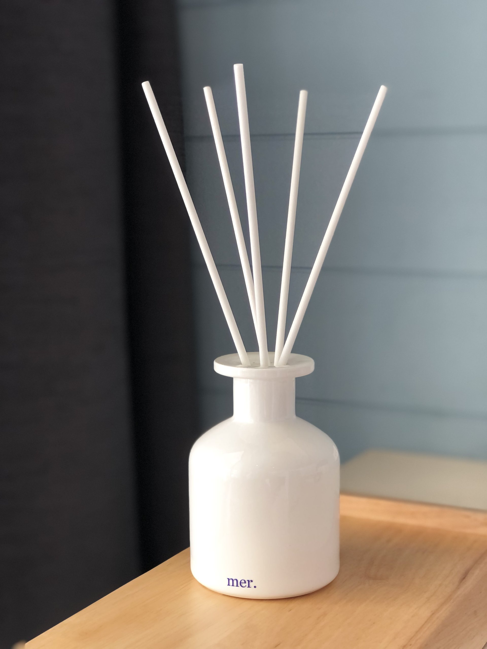 Mer Aroma Reed Diffuser Essential Oil. inspired by the aroma of the sea ...