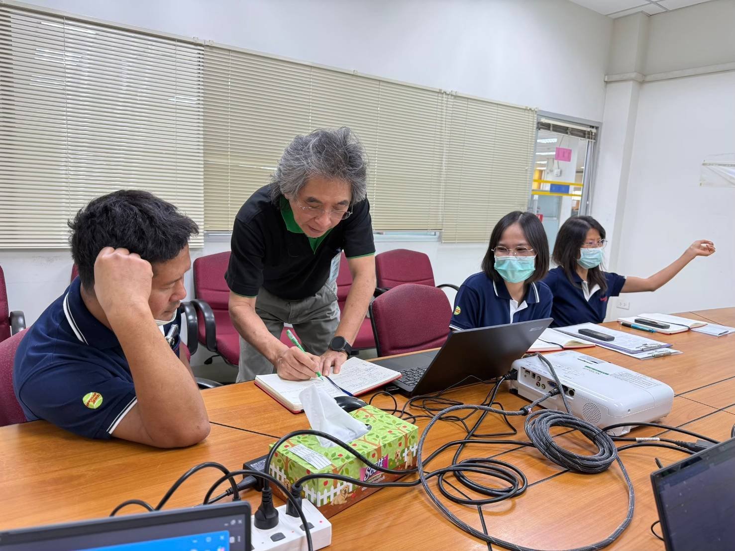 ตรวจสอบและรับรองพลังงาน