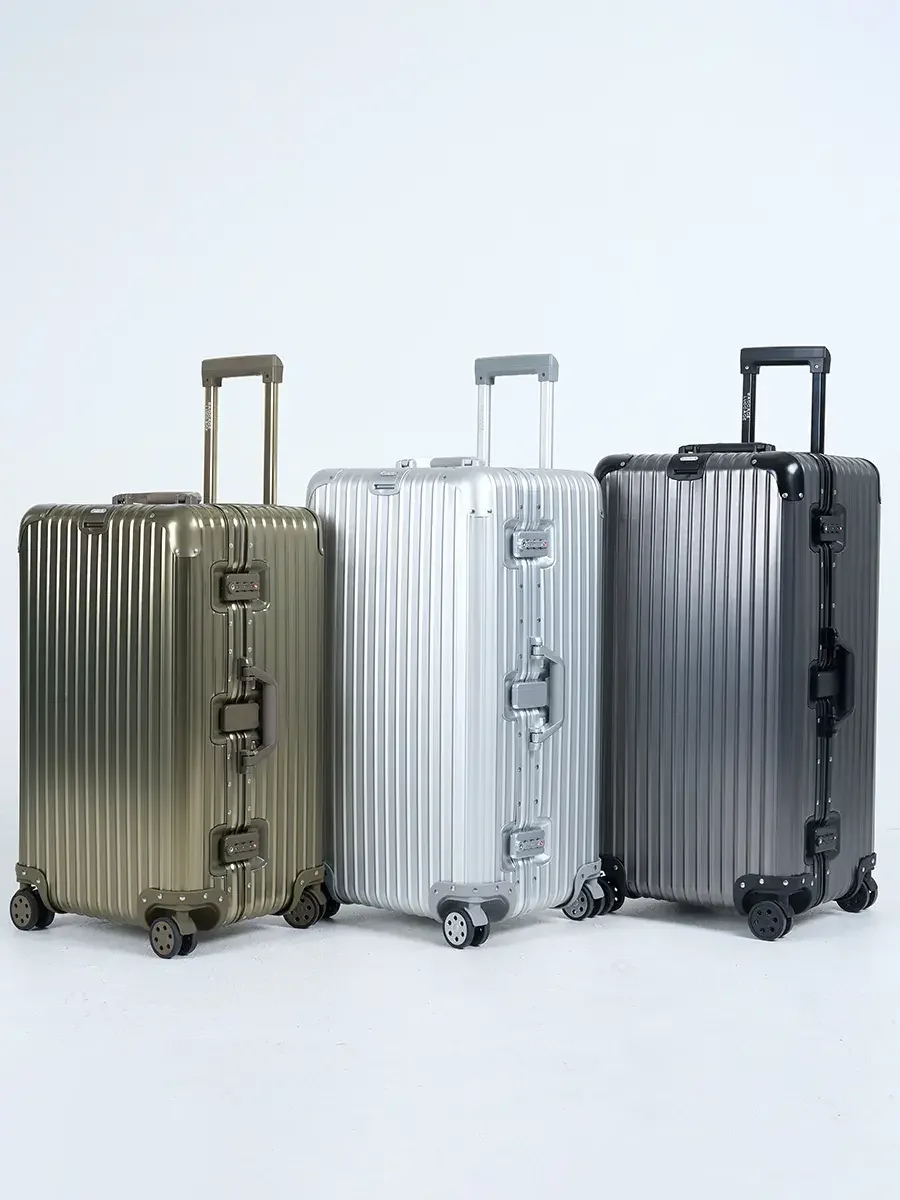 ขนาดกระเป๋าโหลดใต้เครื่อง (Checked Baggage Size): ใหญ่ได้แค่ไหน? น้ำหนักสูงสุดกี่กิโล? ขนาดกระเป๋าโหลดใต้เครื่อง (Checked Baggage Size): ใหญ่ได้แค่ไหน? น้ำหนักสูงสุดกี่กิโล?