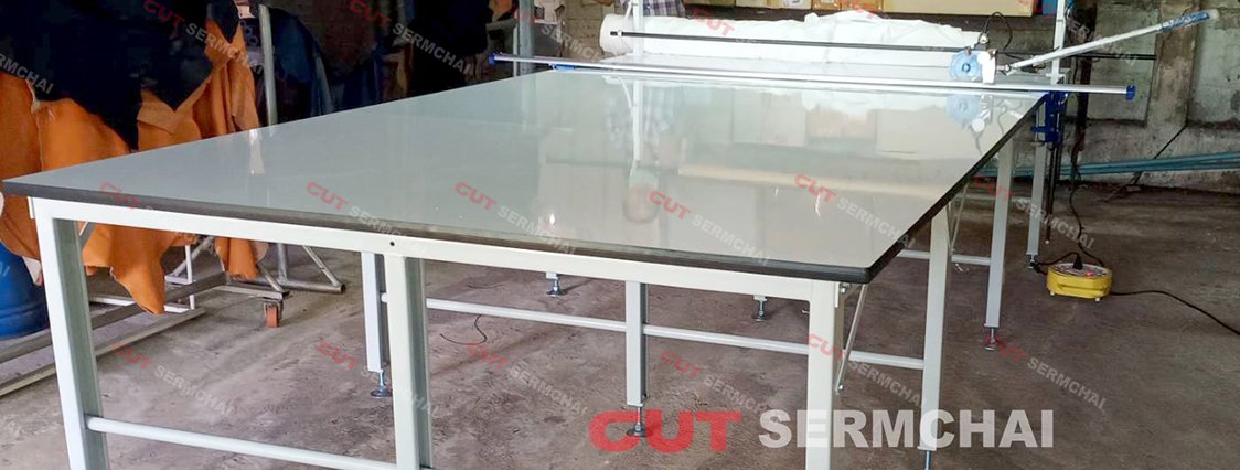 โต๊ะตัดผ้า โต๊ะตัดผ้า