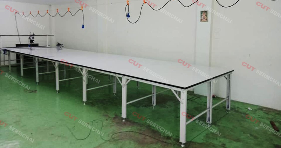 โต๊ะตัดผ้า โต๊ะตัดผ้า