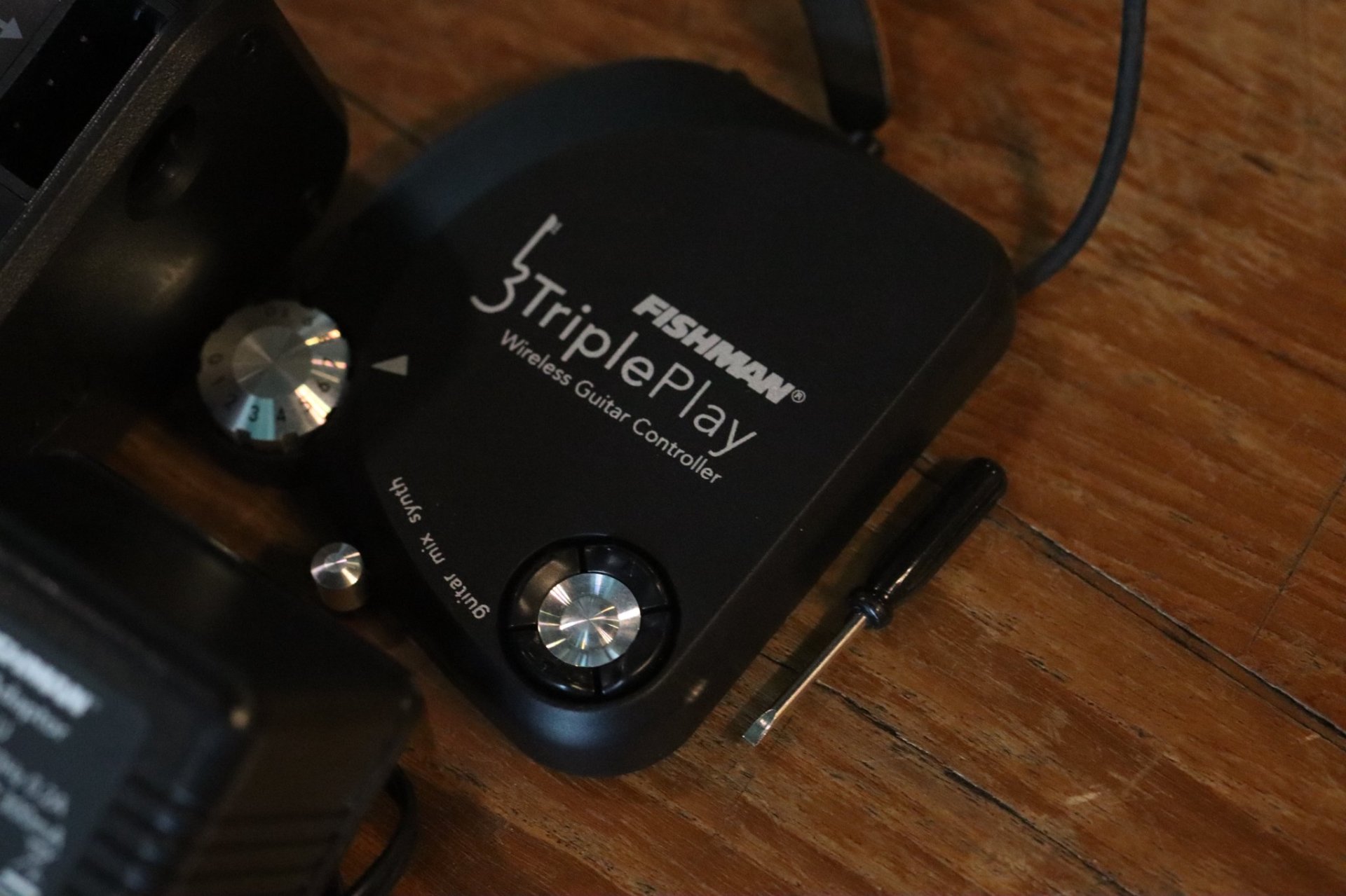 Fishman TriplePlay FC-1 Floor Controller - fusionmusic