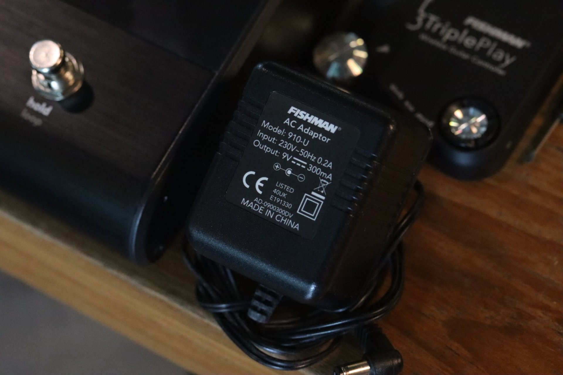 Fishman TriplePlay FC-1 Floor Controller - fusionmusic