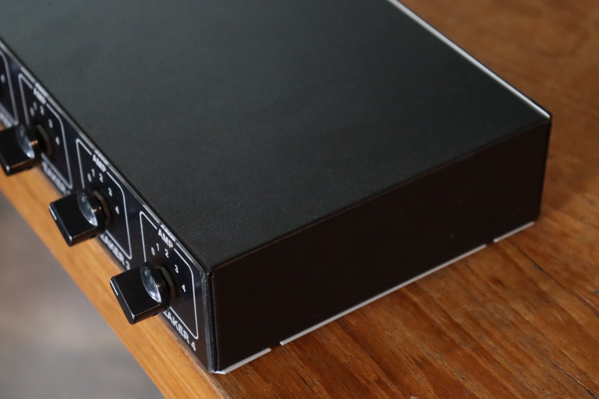 De Lisle AmpSpeaker Selector V1 fusionmusic