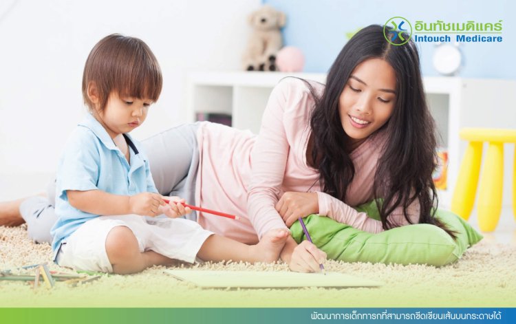 พัฒนาการเด็กทารกที่สามารถขีดเขียนเส้นบนกระดาษได้