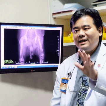 ขาหลังอ่อนแรง